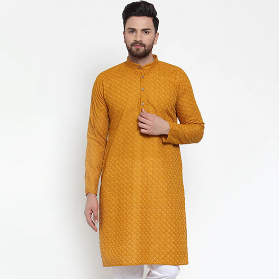 https://daiseyfashions.com/products/men-yellow-printed-straight-kurta