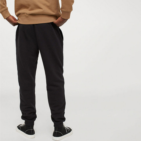 https://daiseyfashions.com/products/men-black-regular-fit-joggers