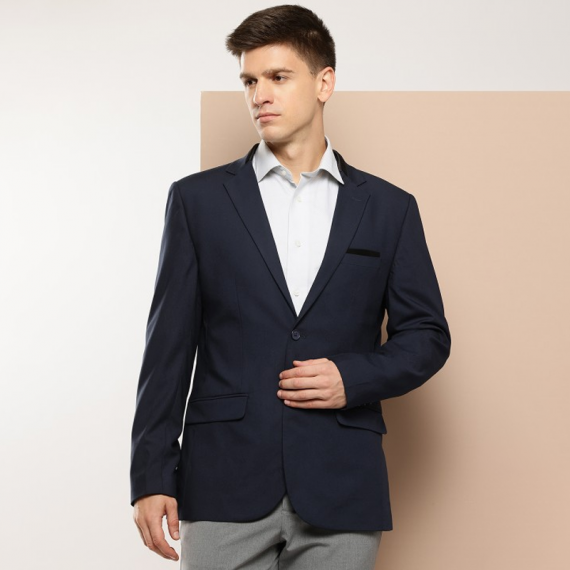 https://daiseyfashions.com/products/single-breasted-slim-fit-blazer