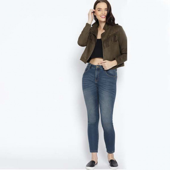 https://daiseyfashions.com/products/women-navy-blue-slim-fit-high-rise-clean-look-jeans