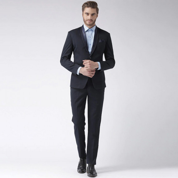 https://daiseyfashions.com/products/wintage-mens-tuxedo-black-3pc-suit