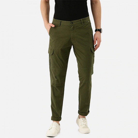 https://daiseyfashions.com/products/men-olive-slim-fit-pure-cotton-cargos-trousers