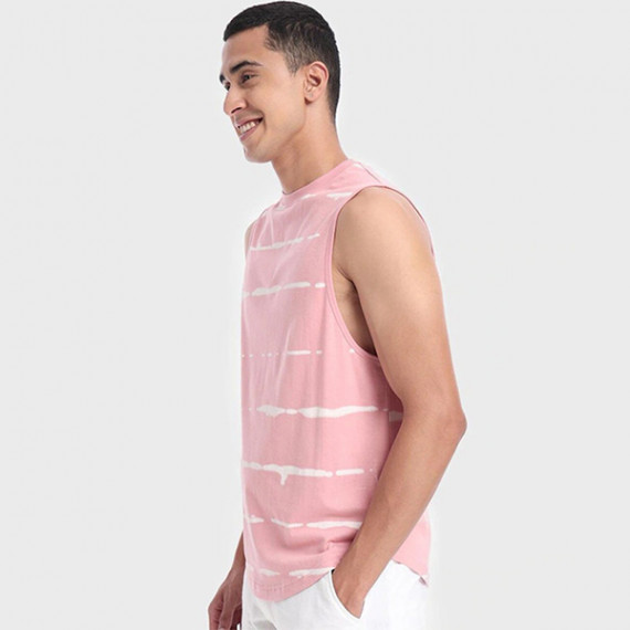 https://daiseyfashions.com/products/men-pink-tie-dye-oversized-vest