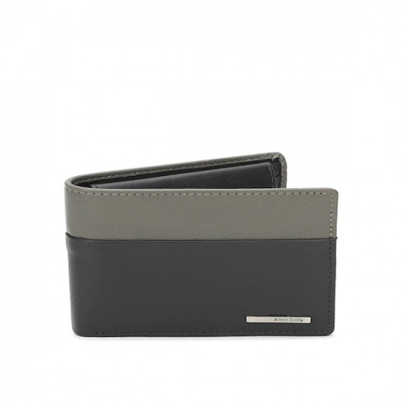 https://daiseyfashions.com/products/men-grey-colourblocked-leather-two-fold-lather-wallet