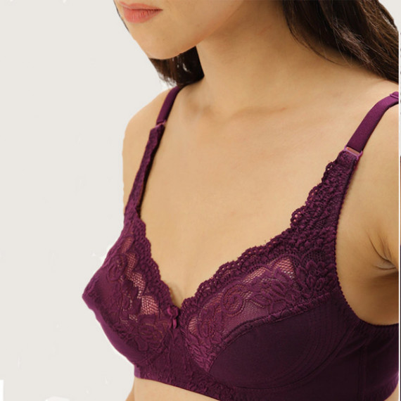 https://daiseyfashions.com/products/burgundy-lace-non-wired-non-padded-everyday-bra-db-bf-005c
